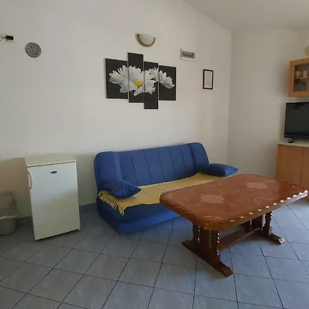 Apartment Ayla *